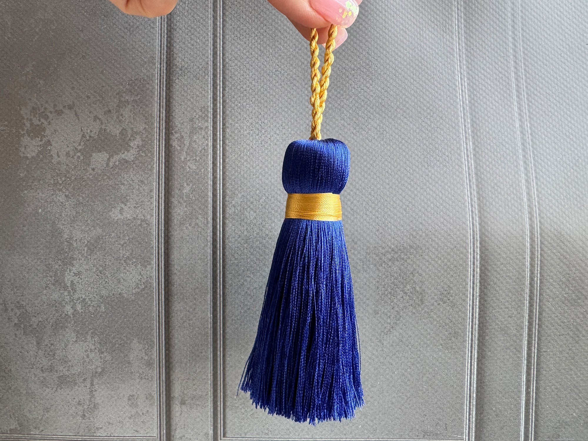 Decorative tassels