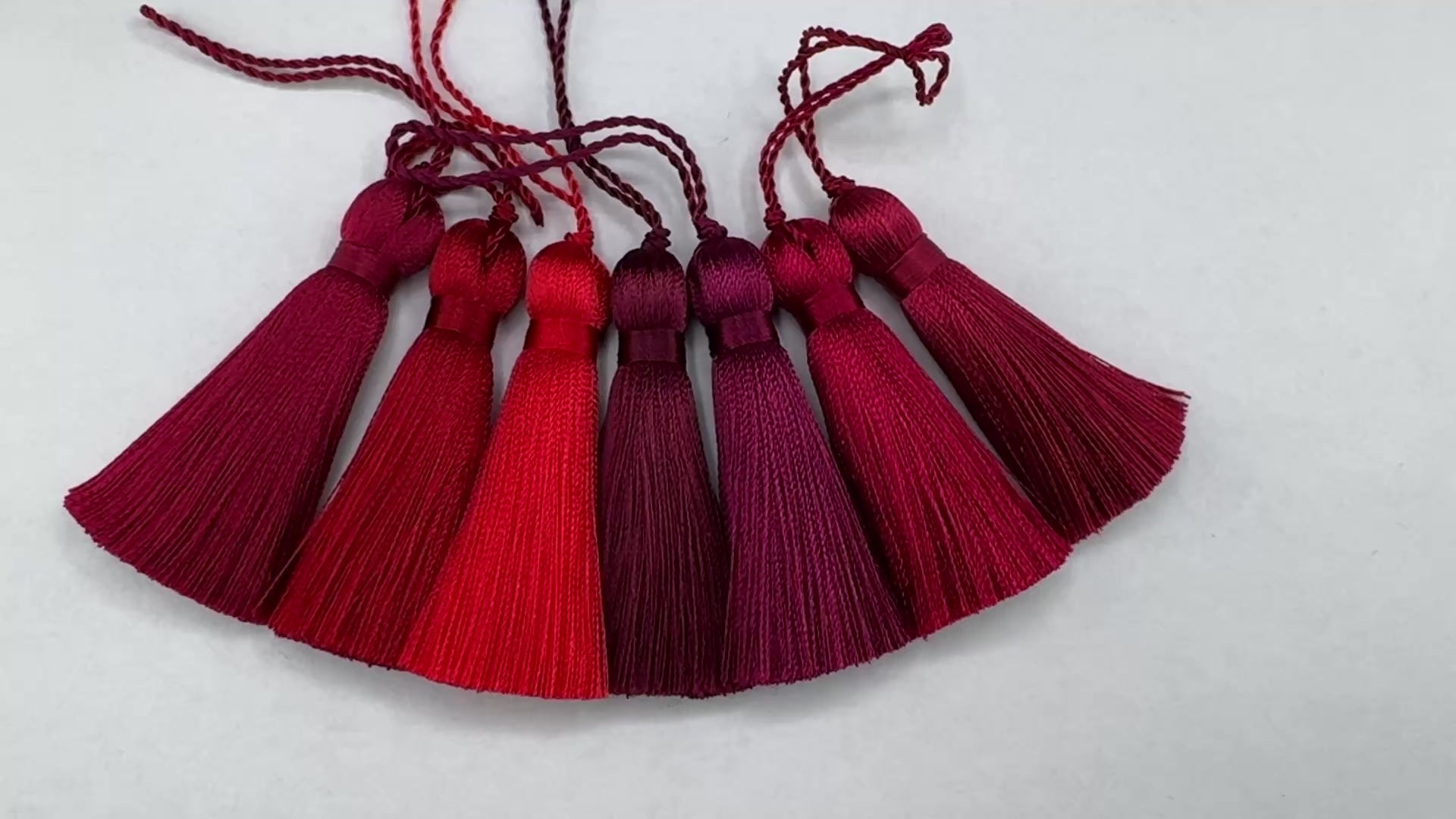 Red 2 inches small silk tassels for decoration
